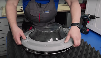 Разъединяем дверцу стиральной машины на две части Разъединяем дверь стиральной машину на две половинки