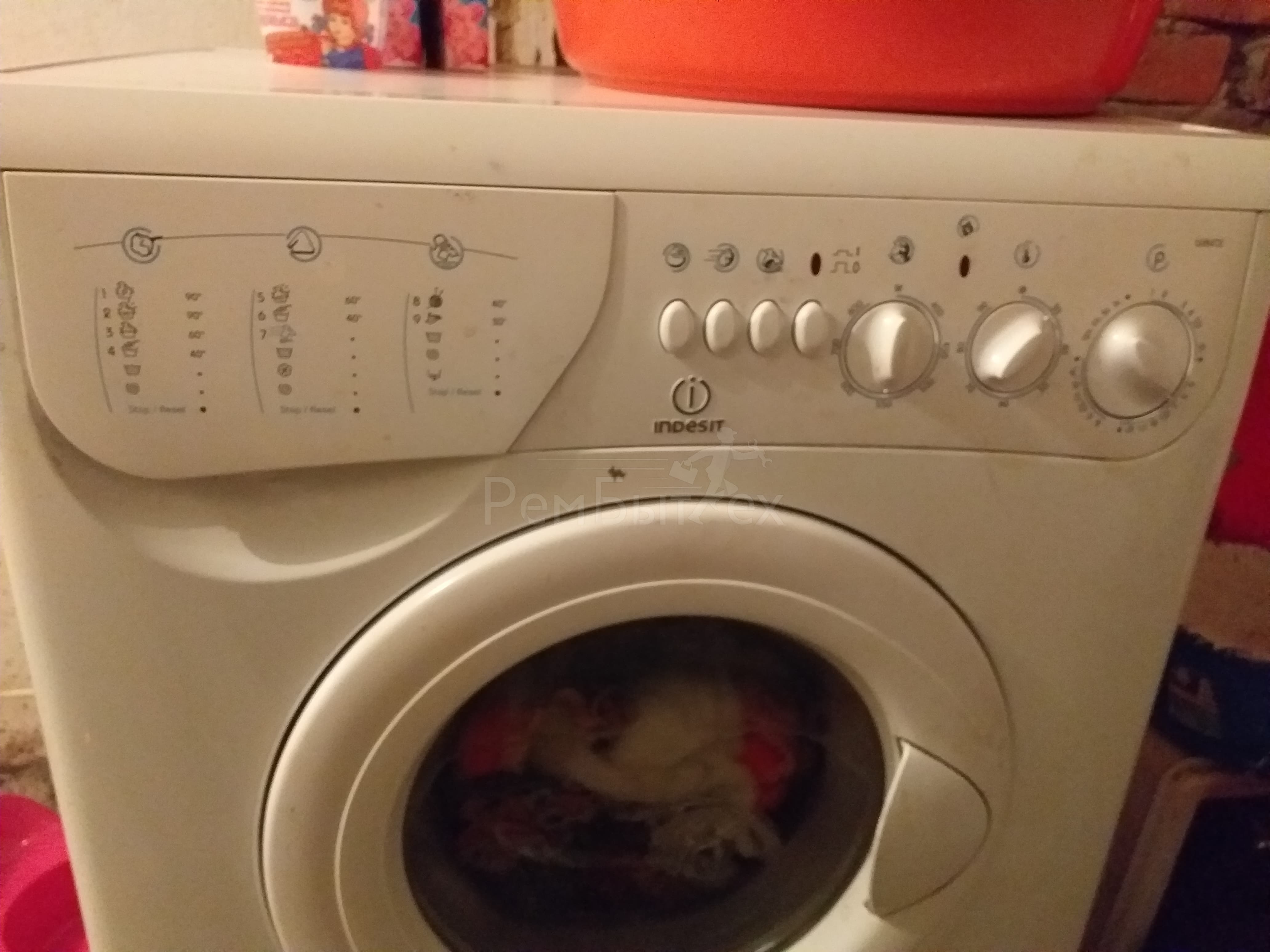 Индезит стиральная машина не отжимает причина
